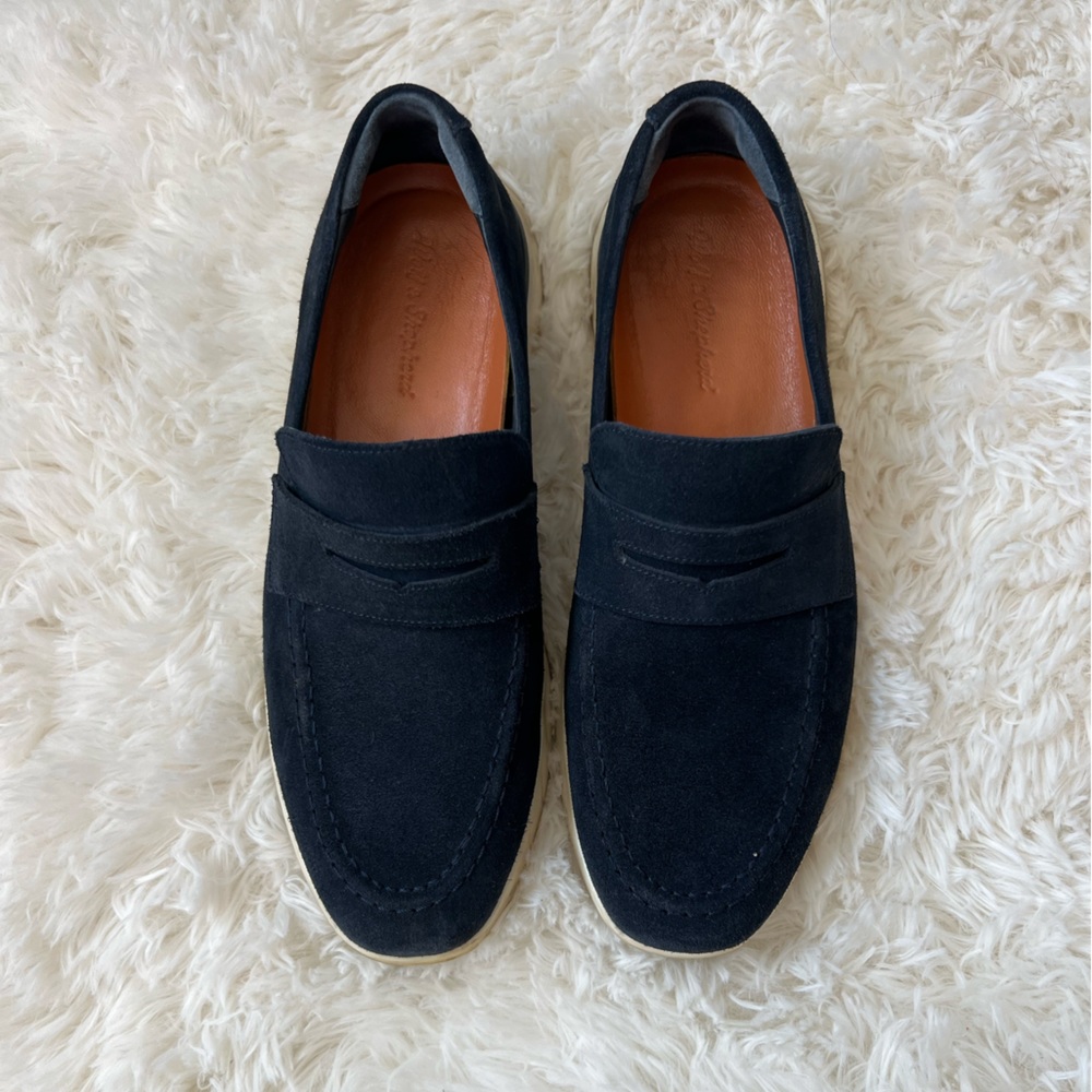 Wolf and Shepherd “crossover loafer” size 10.5 in navy blue